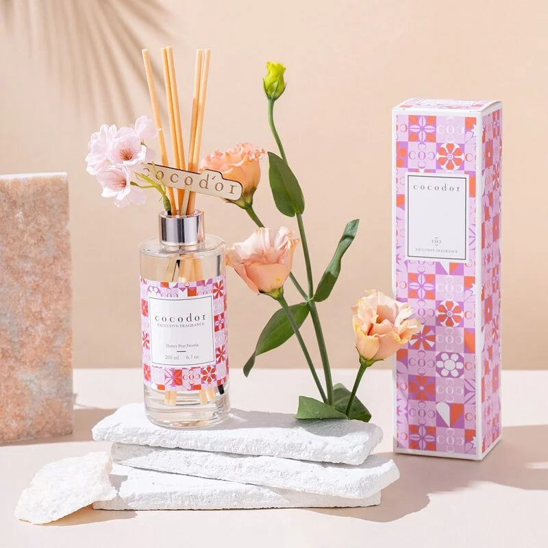 【COCODOR】粉櫻花園擴香瓶-蜜梨小蒼蘭 【COCODOR】Scent Diffuser-Honey Pear Freezia 200ml (28 CTN)